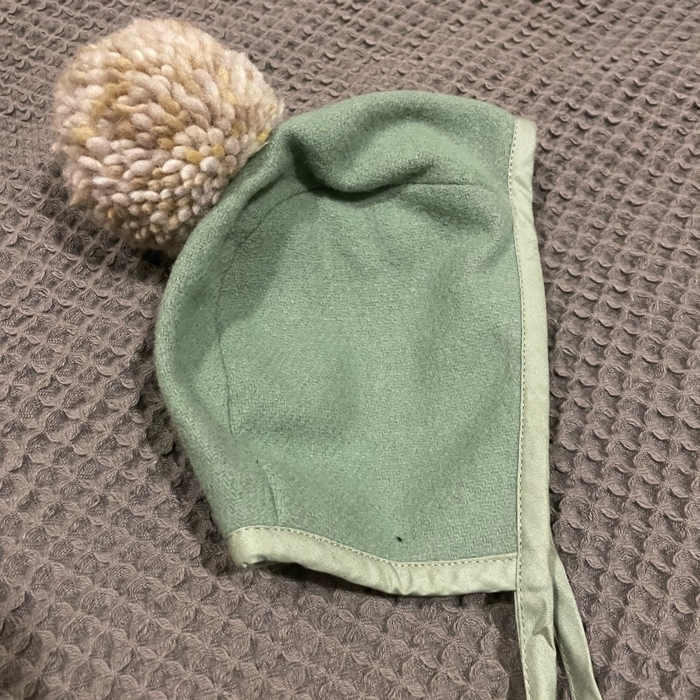 Briar Baby Bonnet 6-12 months